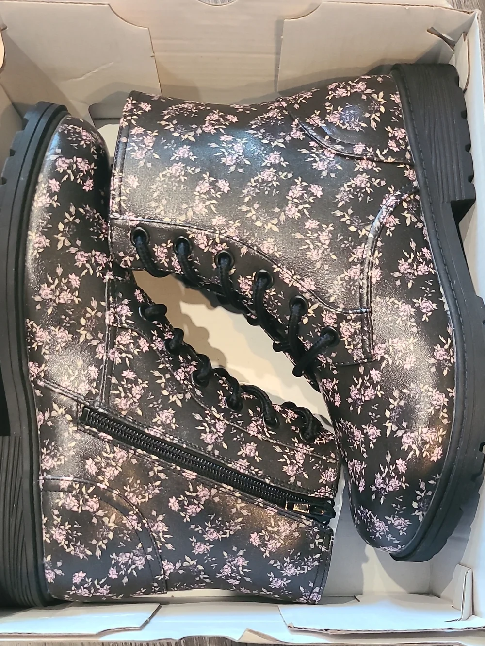 Blowfish Malibu Rayana Boots Size 4